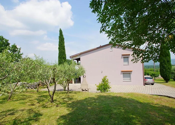 Apartment Nikolina Rakalj