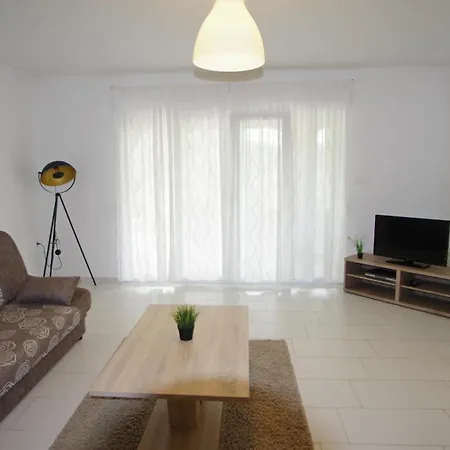 Nikolina Appartement *