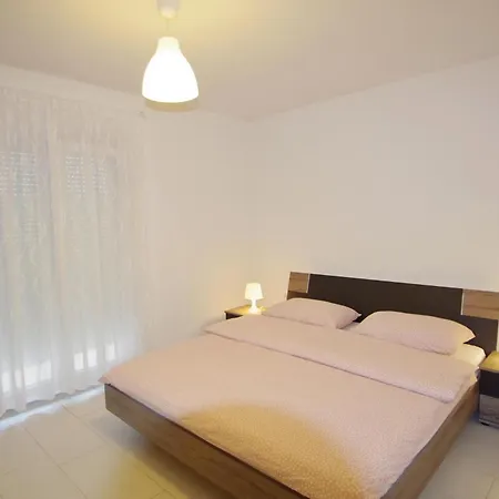 Appartement Nikolina *